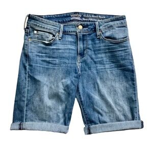 LEVI STRAUSS SIGNATURE JEAN SHORTS
